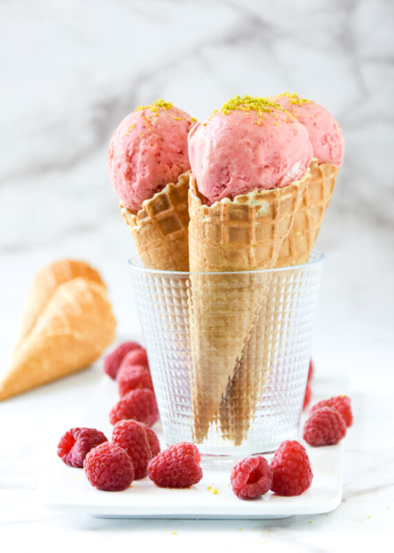Helado de frambuesas