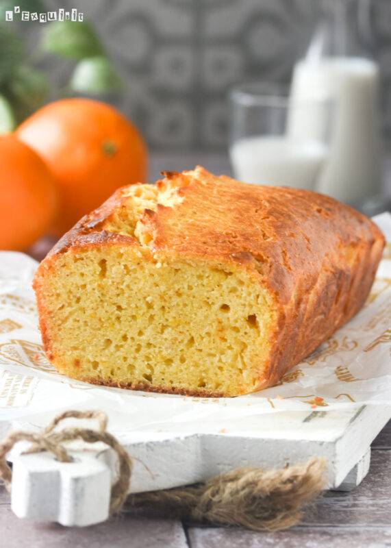 Bizcocho de naranja con queso quark