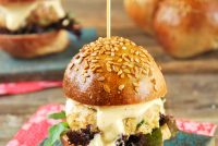 Hamburguesa de pollo especiada