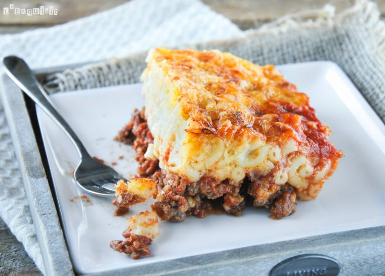 Pasta al horno con salsa de queso y boloñesa