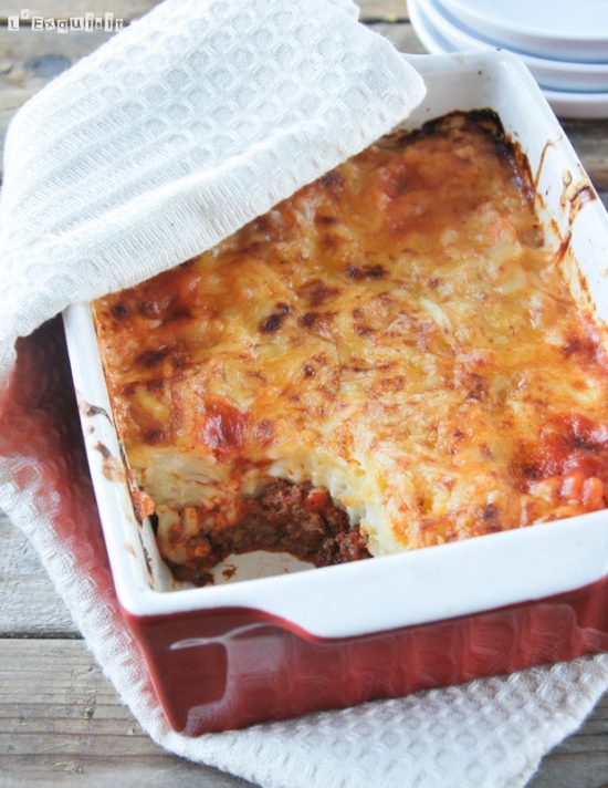 Pasta al horno con salsa de queso y boloñesa