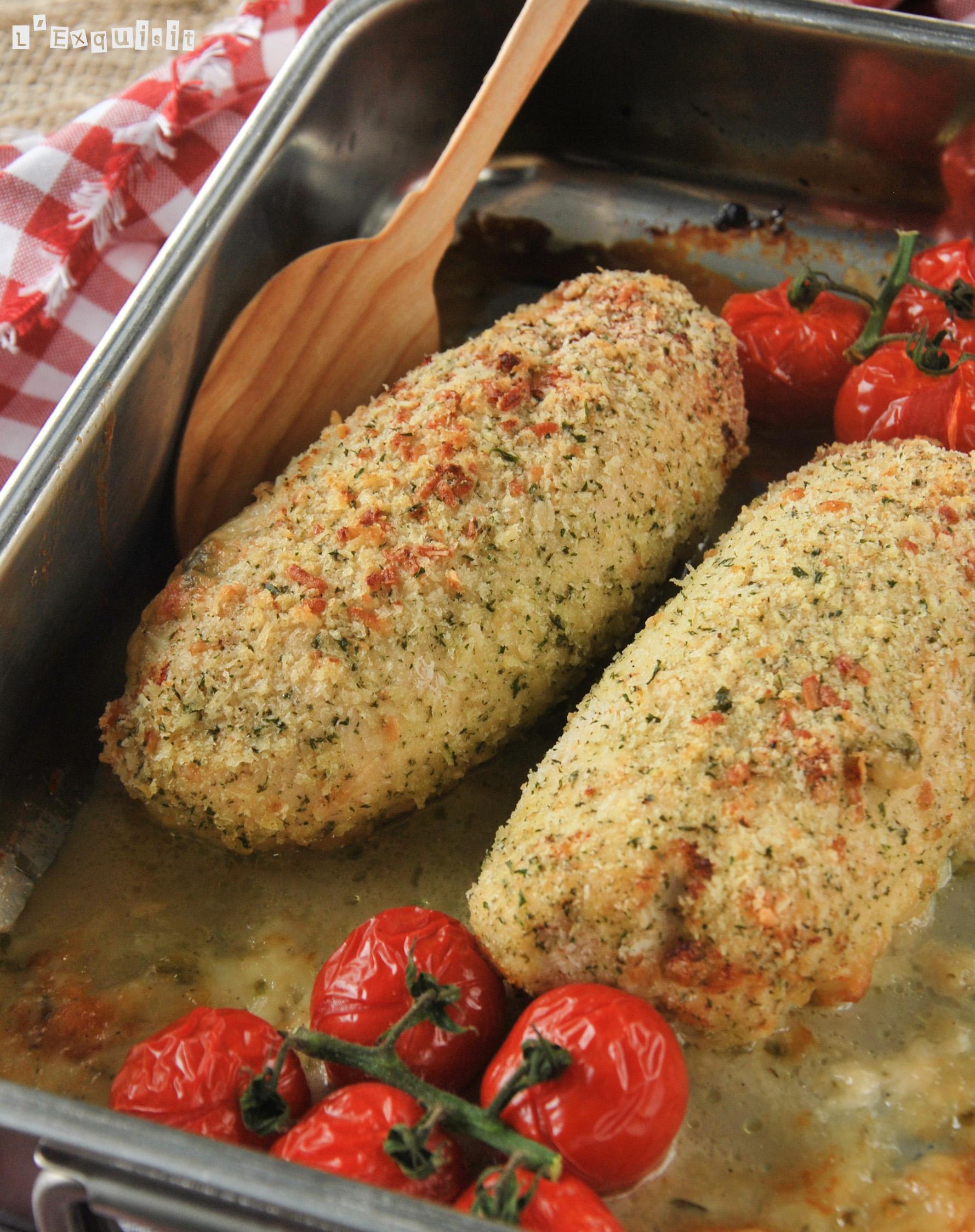 Pollo relleno de queso con corteza de parmesano