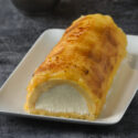 Rollo de nata con yema quemada {con y sin gluten}